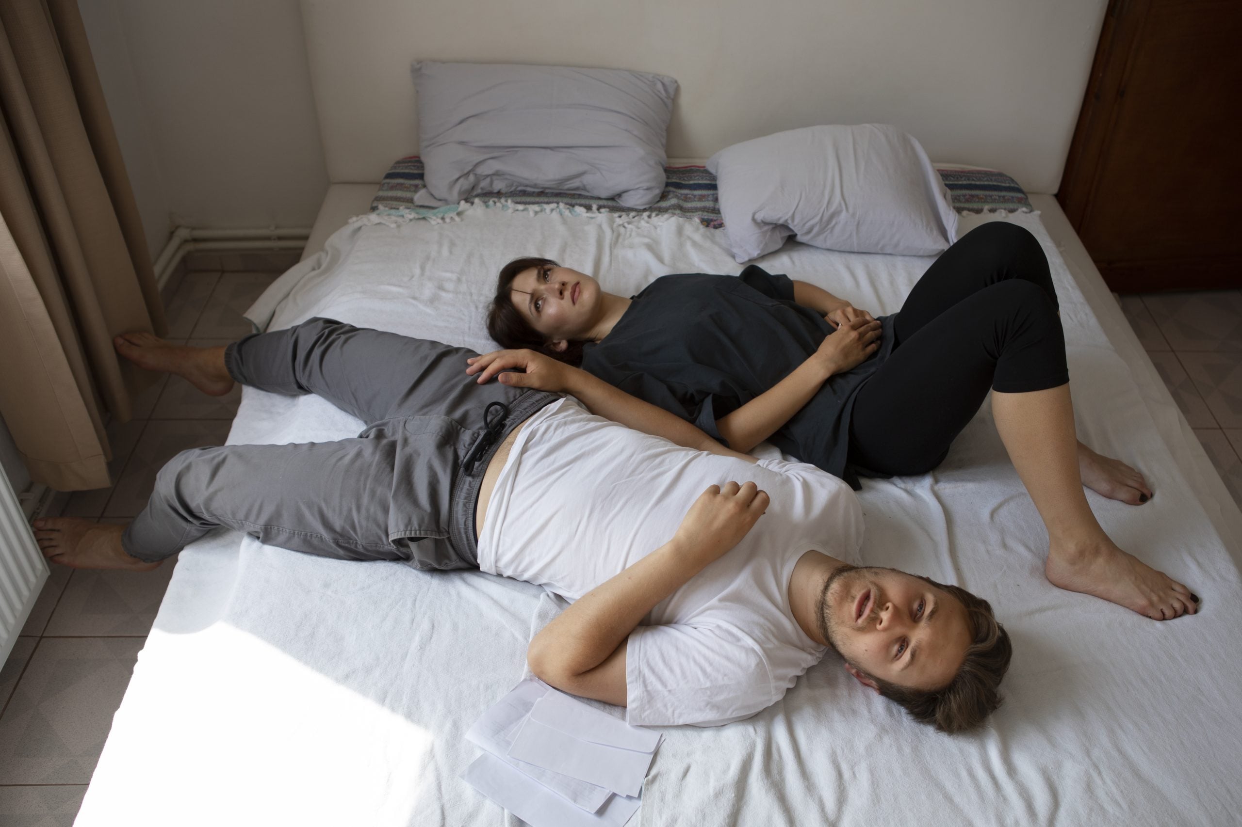 Divorcio del sueño: la nueva técnica que aplican muchas parejas por su propia salud