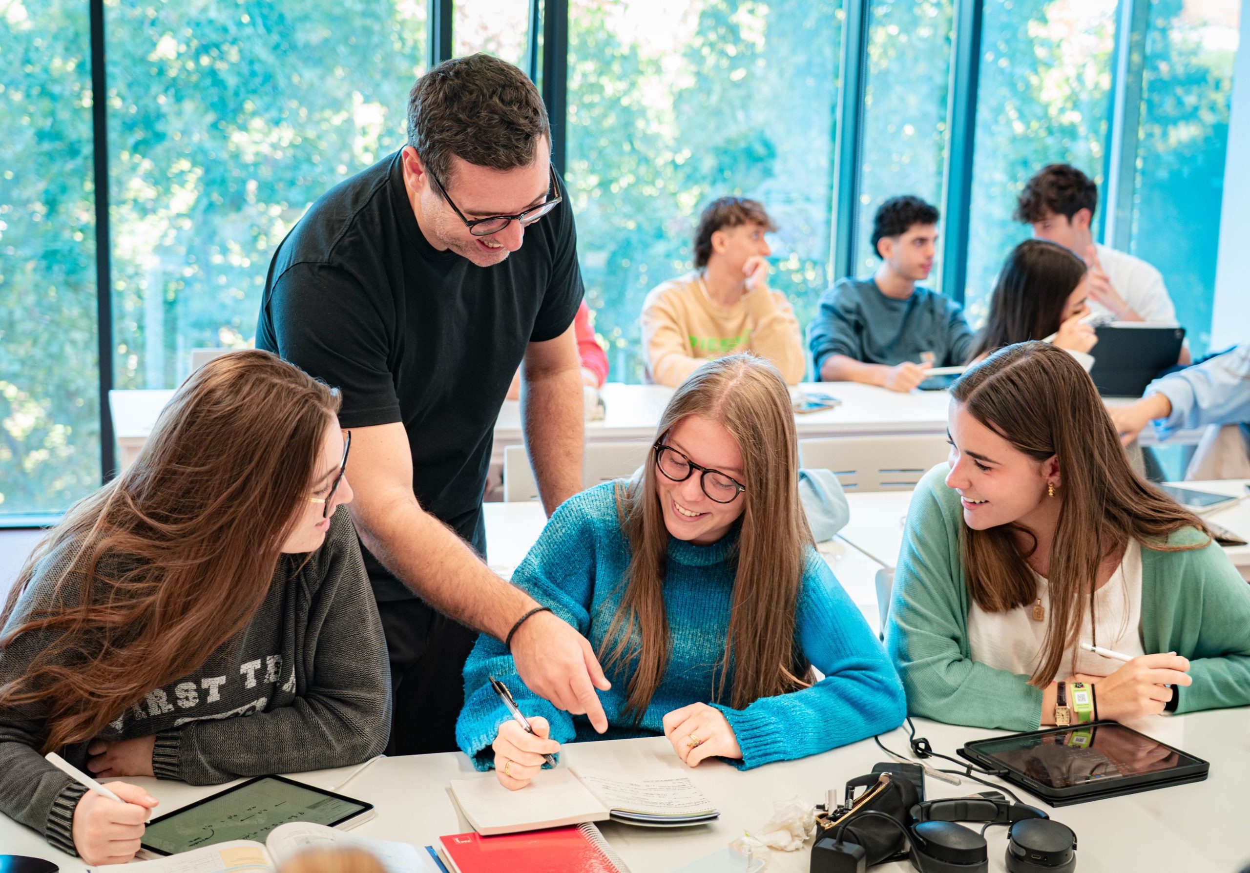 Las profesiones que tendrán un éxito asegurado han cambiado: estas son las carreras con cero paro
