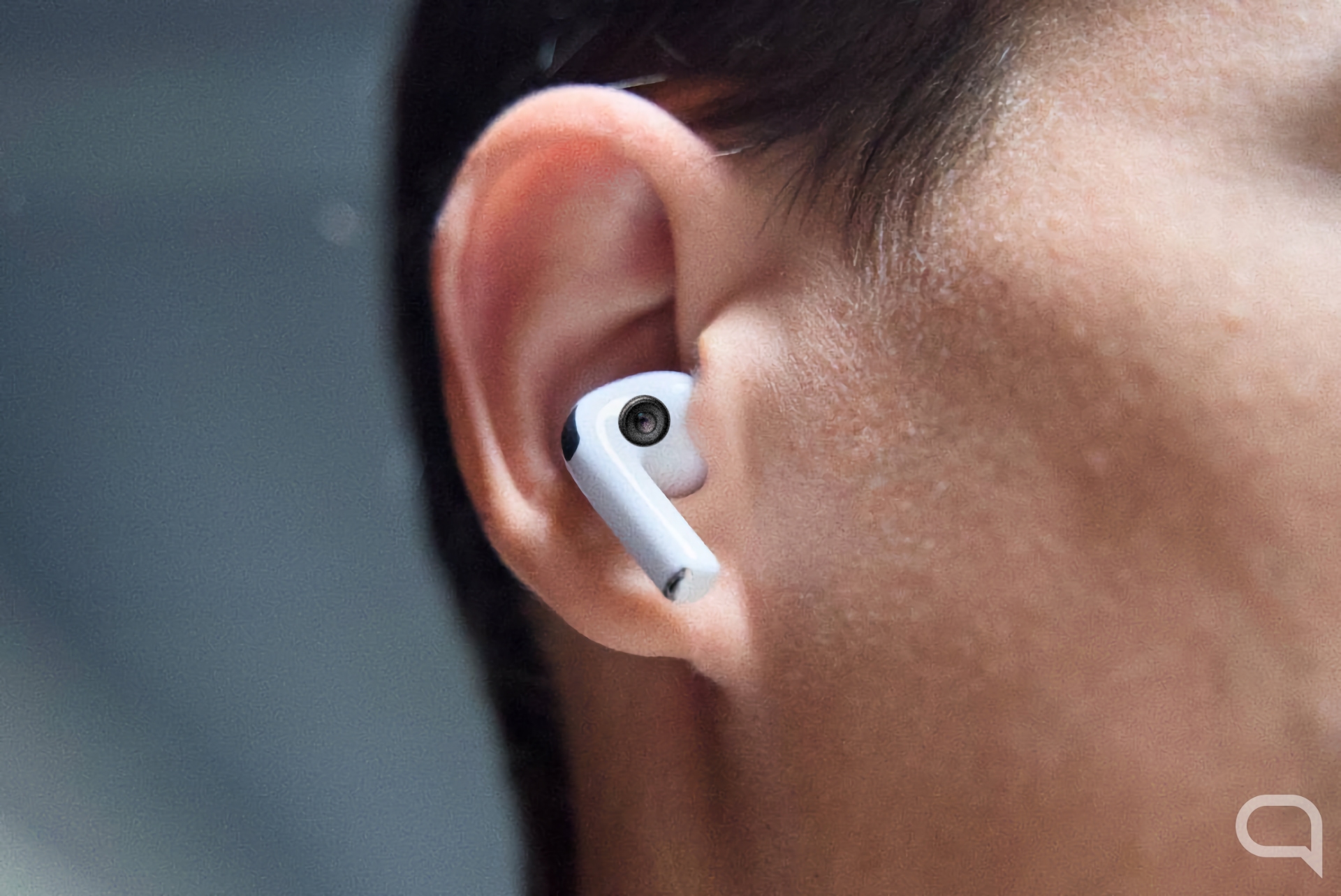 Apple Leak: AirPods With Camera and New Devices Revealed