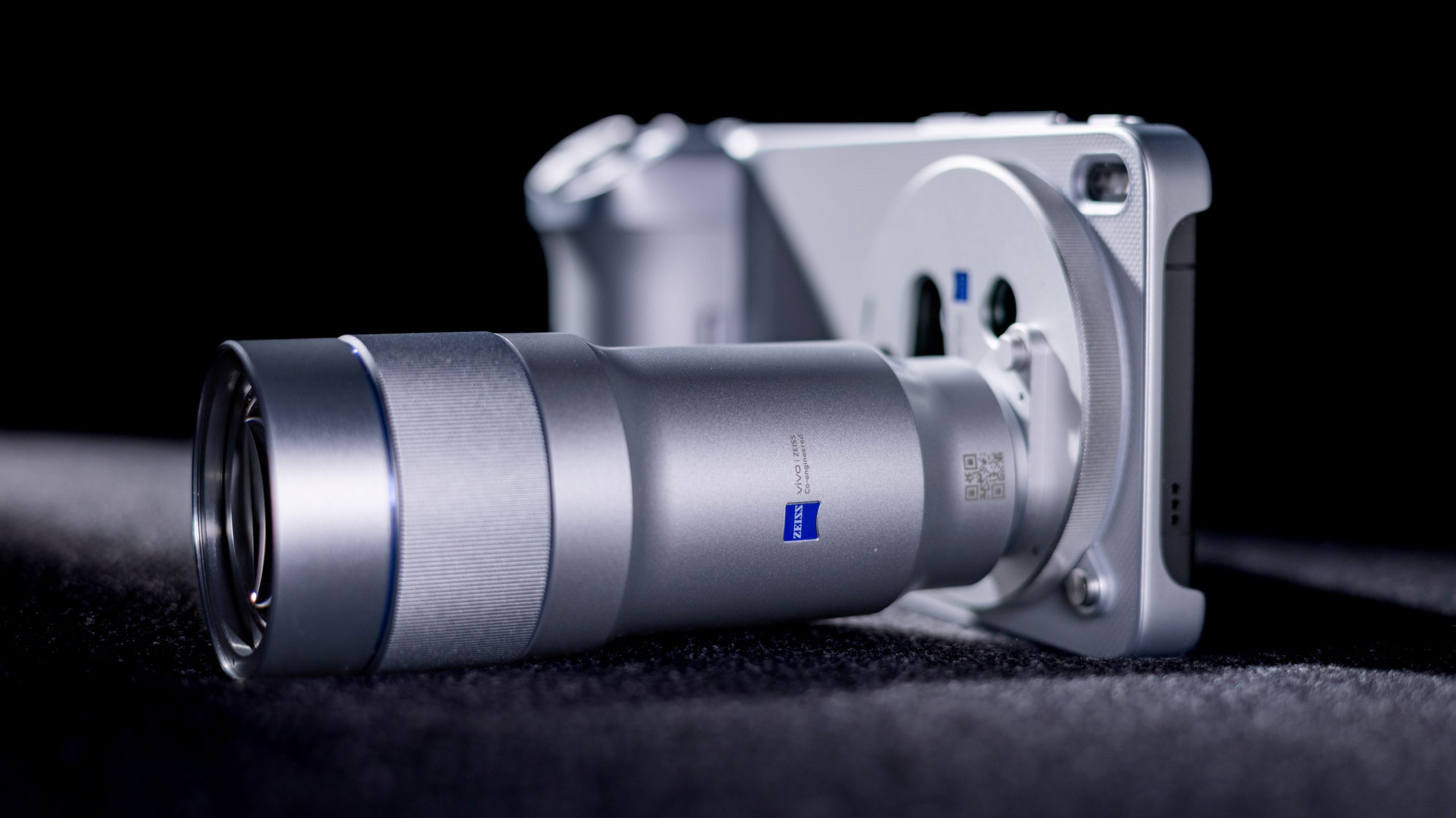 Vivo lanza en España el móvil con la cámara más bestial del mercado: así es el nuevo X300 Ultra