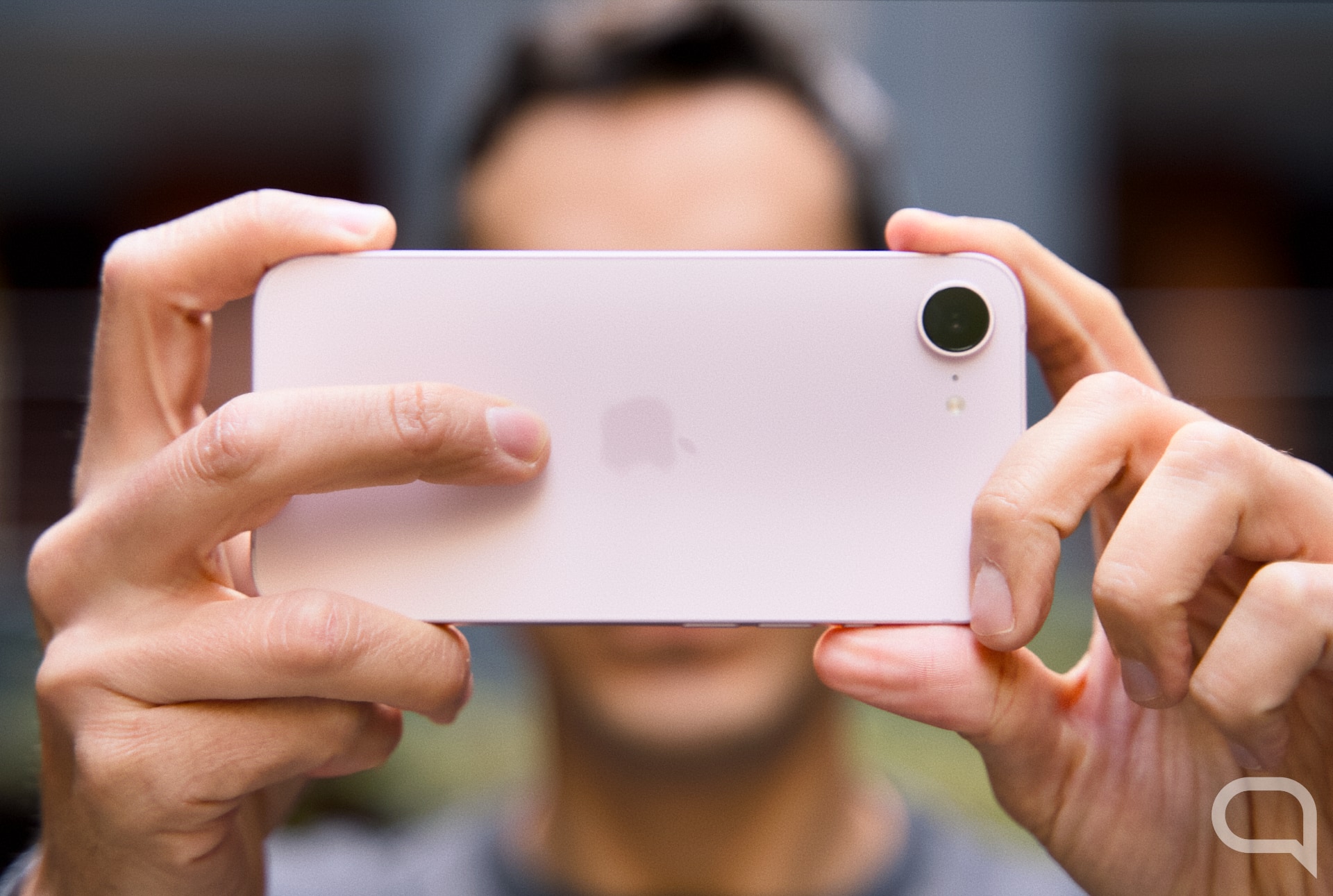 He probado el iPhone 17e y ahora tengo claro quién sí debería comprarlo (y quién debe olvidarse de él)