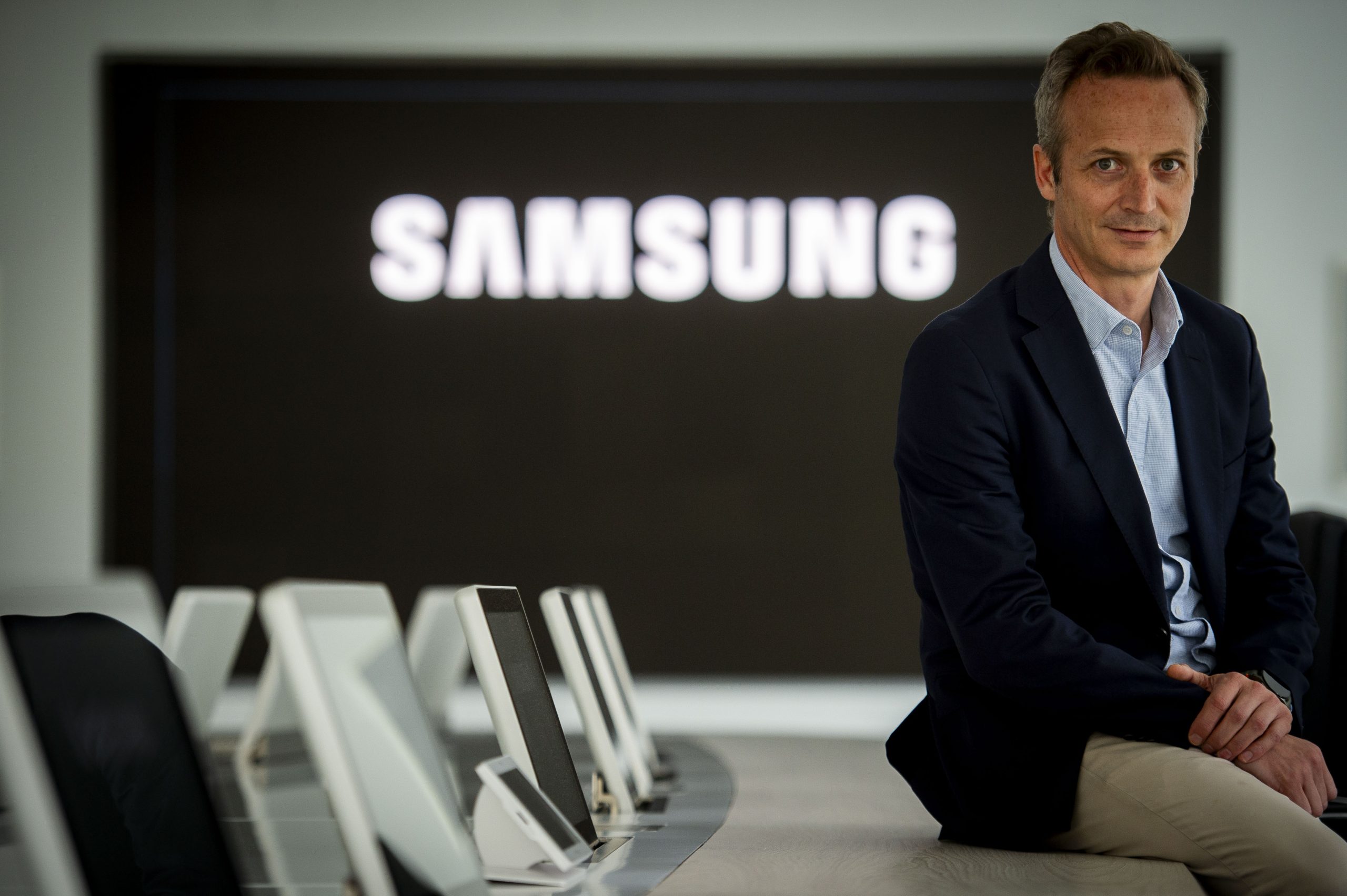 Álvaro Uriarte, VP Consumer Electronics en Samsung: “Llevamos liderando 20 años el mercado de los televisores, no nos asusta la competencia.”