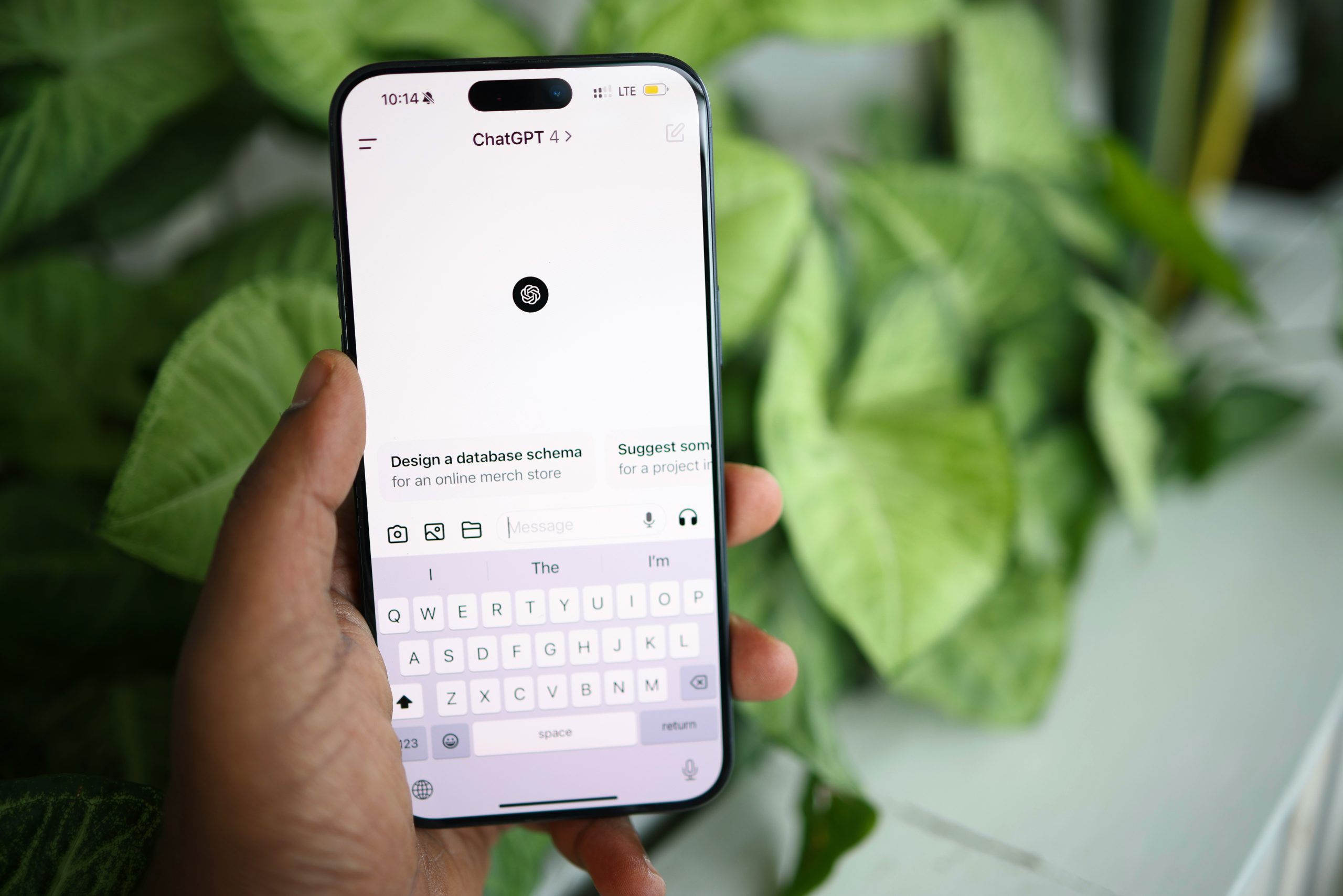OpenAI une fuerzas con Qualcomm y MediaTek para crear su propio chip para móviles: ¿ChatGPT Phone a la vista?