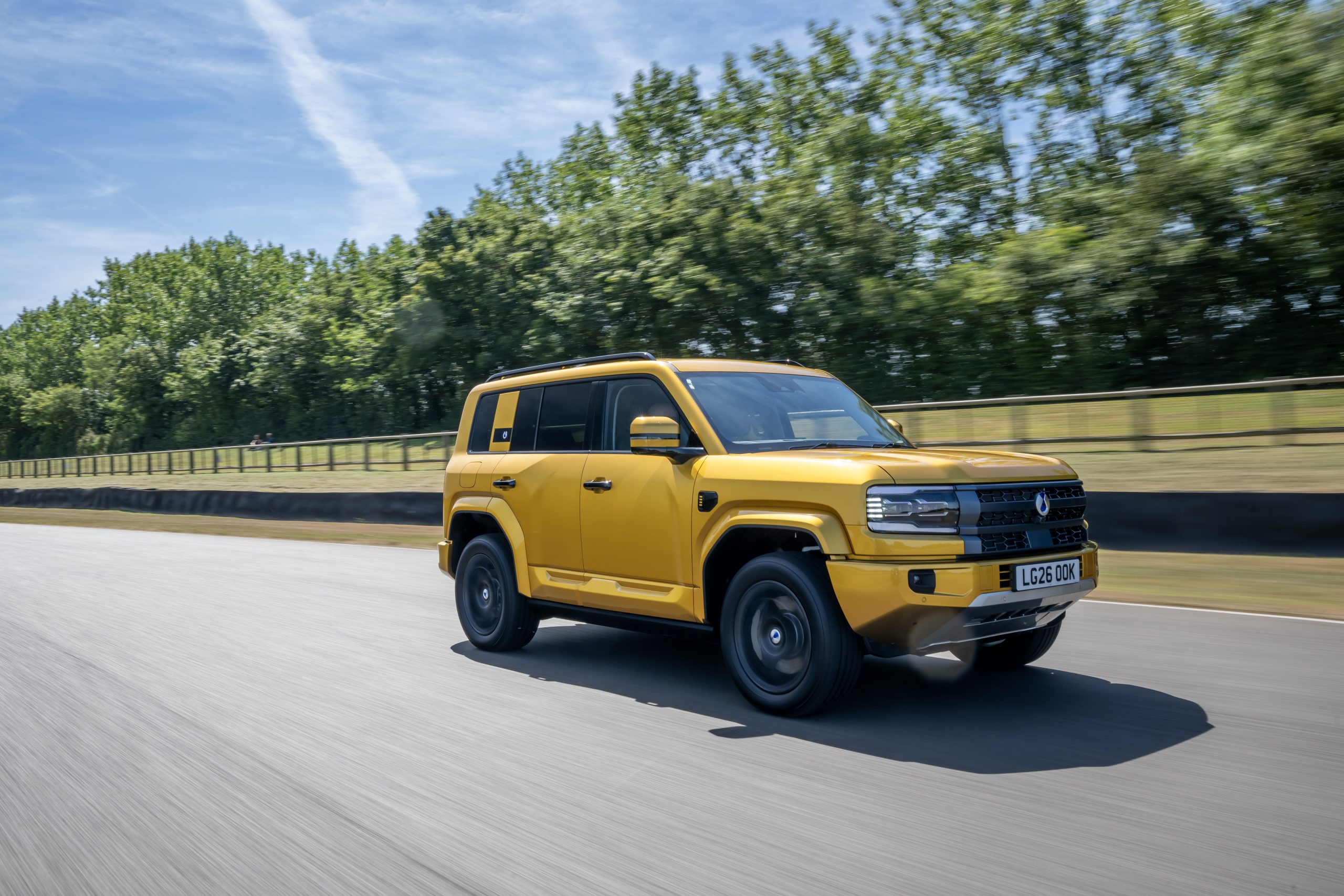 Denza, la marca premium de BYD, también quiere hacerse con el segmento de los SUV con el nuevo BAO 5