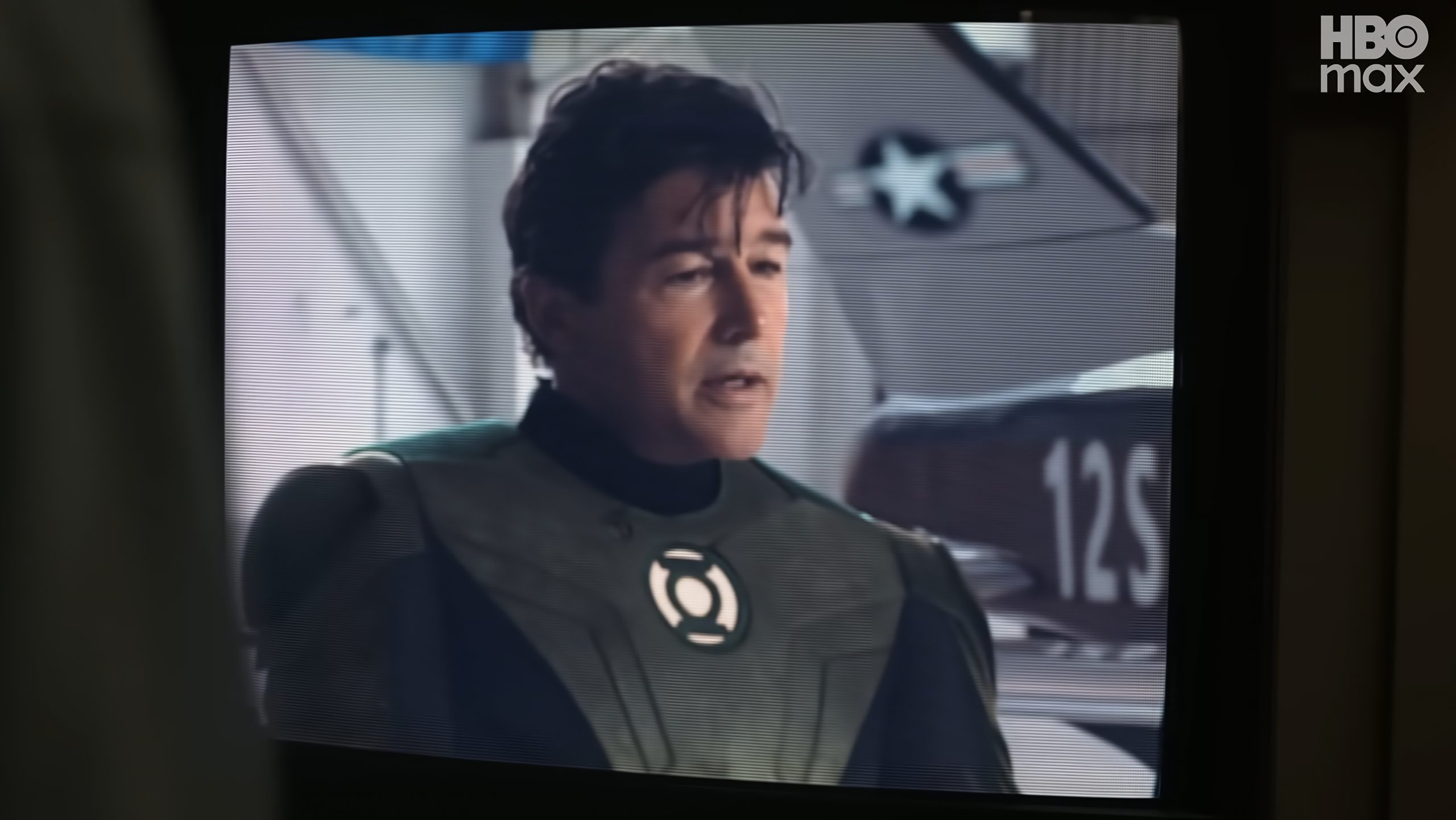 Photo: hipertextual.com Watch the First 5 Minutes of HBO's Green Lanterns Series Revealing John Stewart's Origin