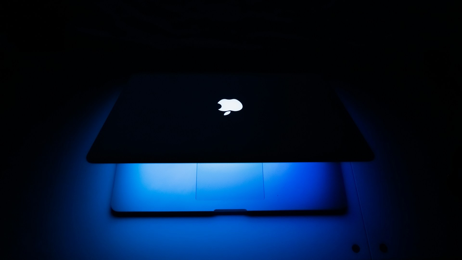 Apple endurece la seguridad de macOS para que la IA no acceda a tu información