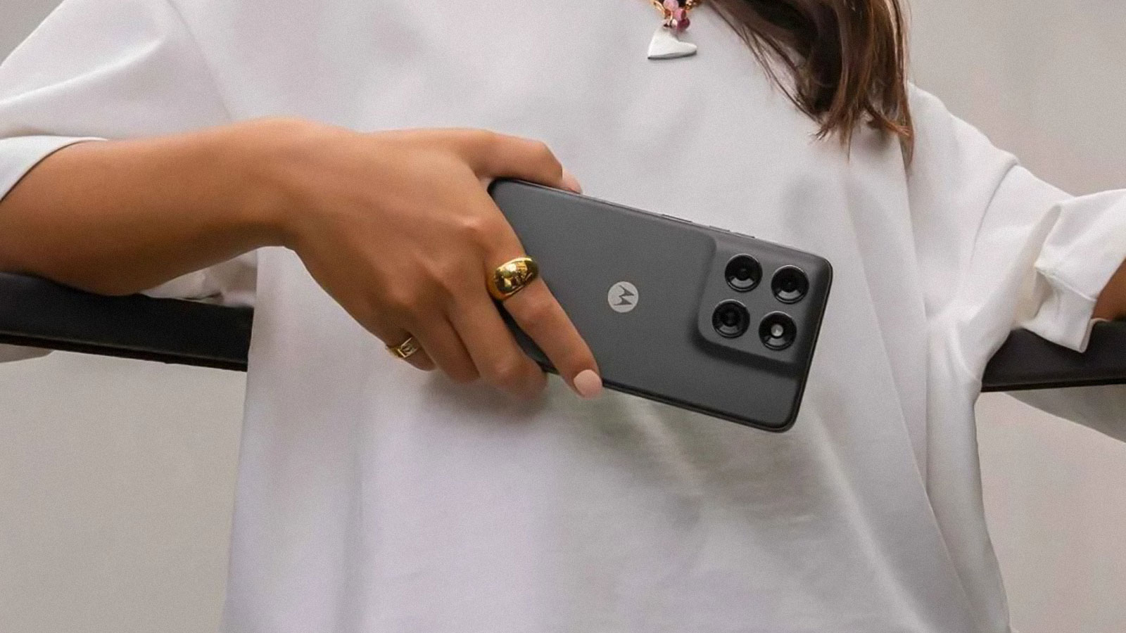 Motorola desafía a Xiaomi: su próximo móvil tendrá una batería gigante y precio rompedor